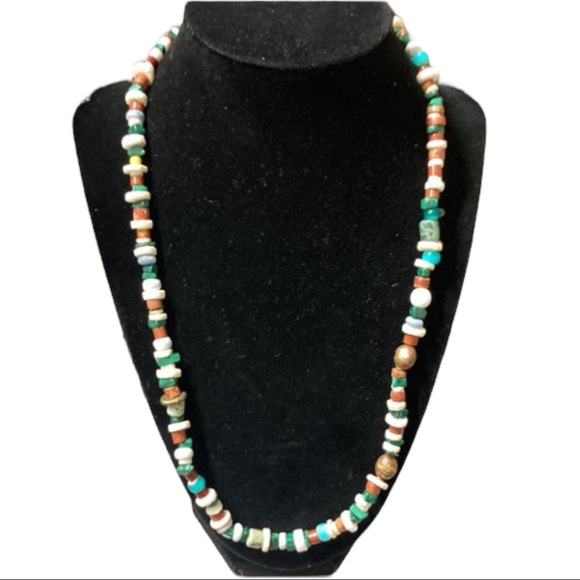 NATIVE Beaded Gemstone necklace - Picture 10 of 13